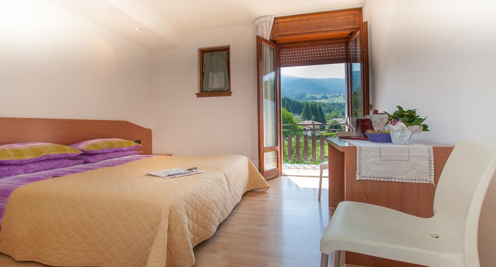Albergo Sayonara Comano Terme Exterior foto