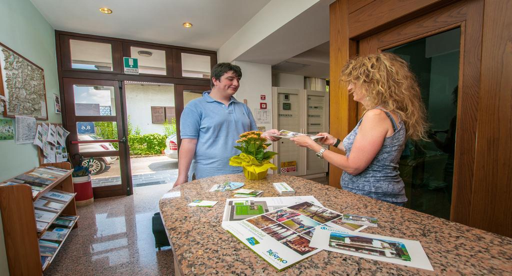 Albergo Sayonara Comano Terme Exterior foto