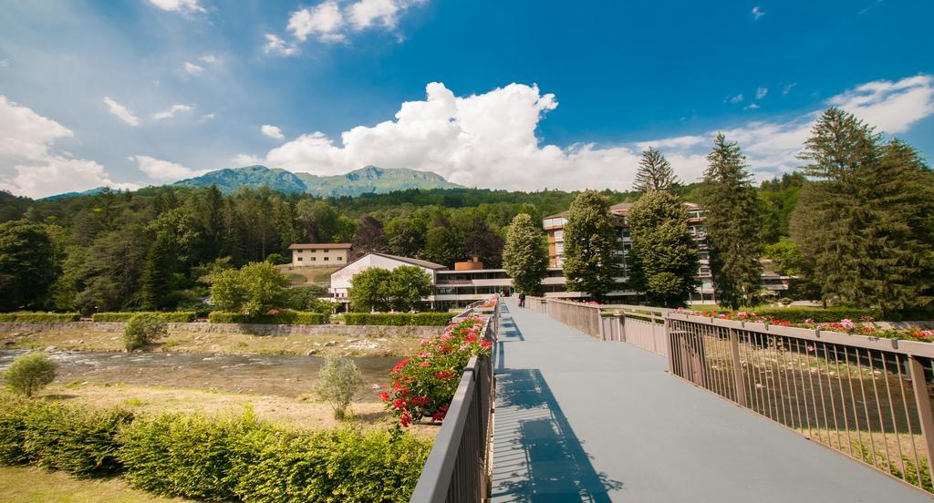 Albergo Sayonara Comano Terme Exterior foto