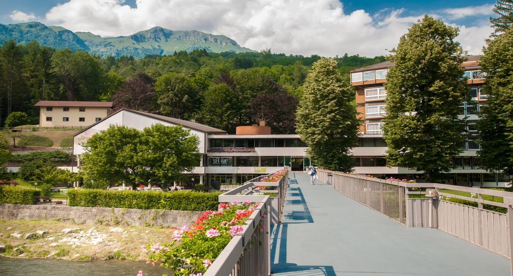 Albergo Sayonara Comano Terme Exterior foto