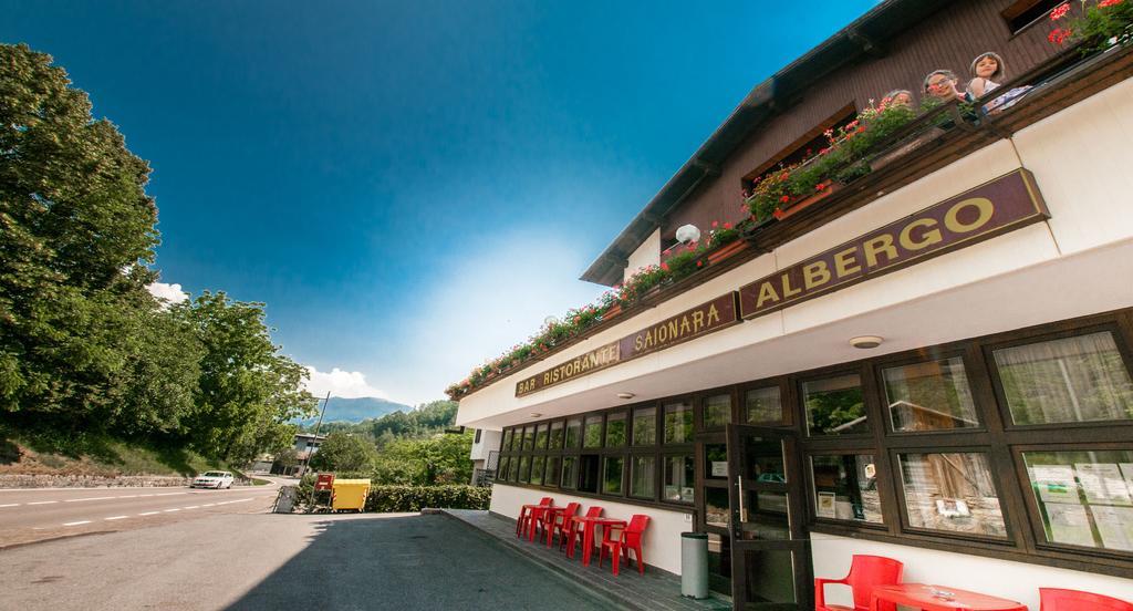Albergo Sayonara Comano Terme Exterior foto