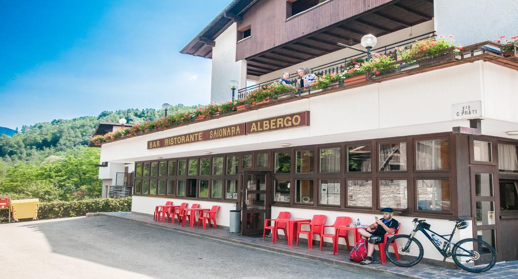 Albergo Sayonara Comano Terme Exterior foto